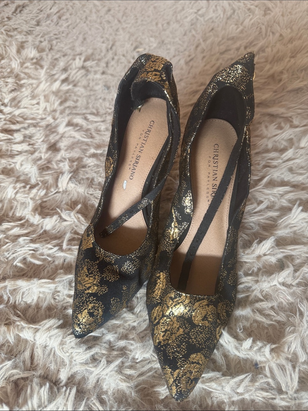 Christian Siriano Black and Gold Floral Pointed Toe Heels size 7.5